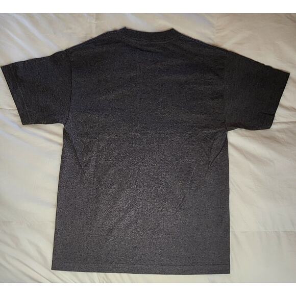 Chicago Bears NFL Team Apparel Mens Medium Graphic Short Sleeve T-Shirt Gray NWT - Picture 2 of 8